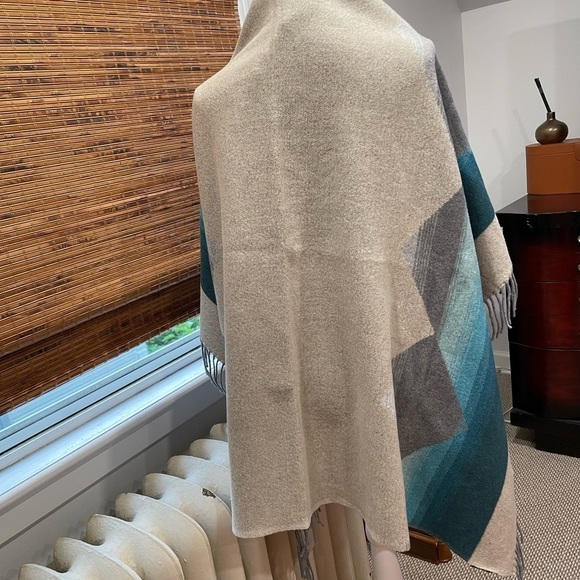 BIG SCARF - Picture 3 of 5